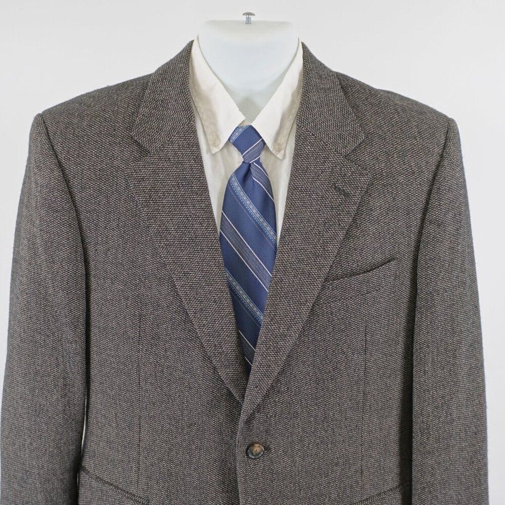 Jos A Bank Tweed Wool Black & Tan Check‎ 2 Button Sport Coat 40R